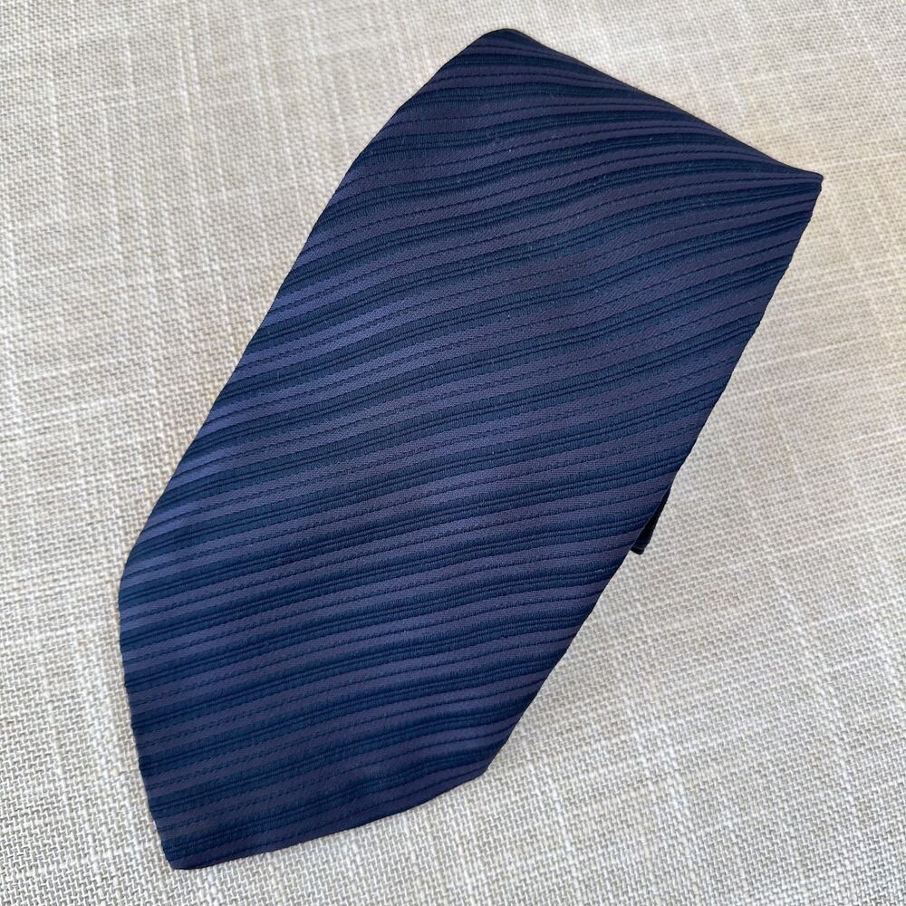 Vintage By Damon Navy Blue Diagonal Striped Tie Textured Polyester 56" x 4.25"